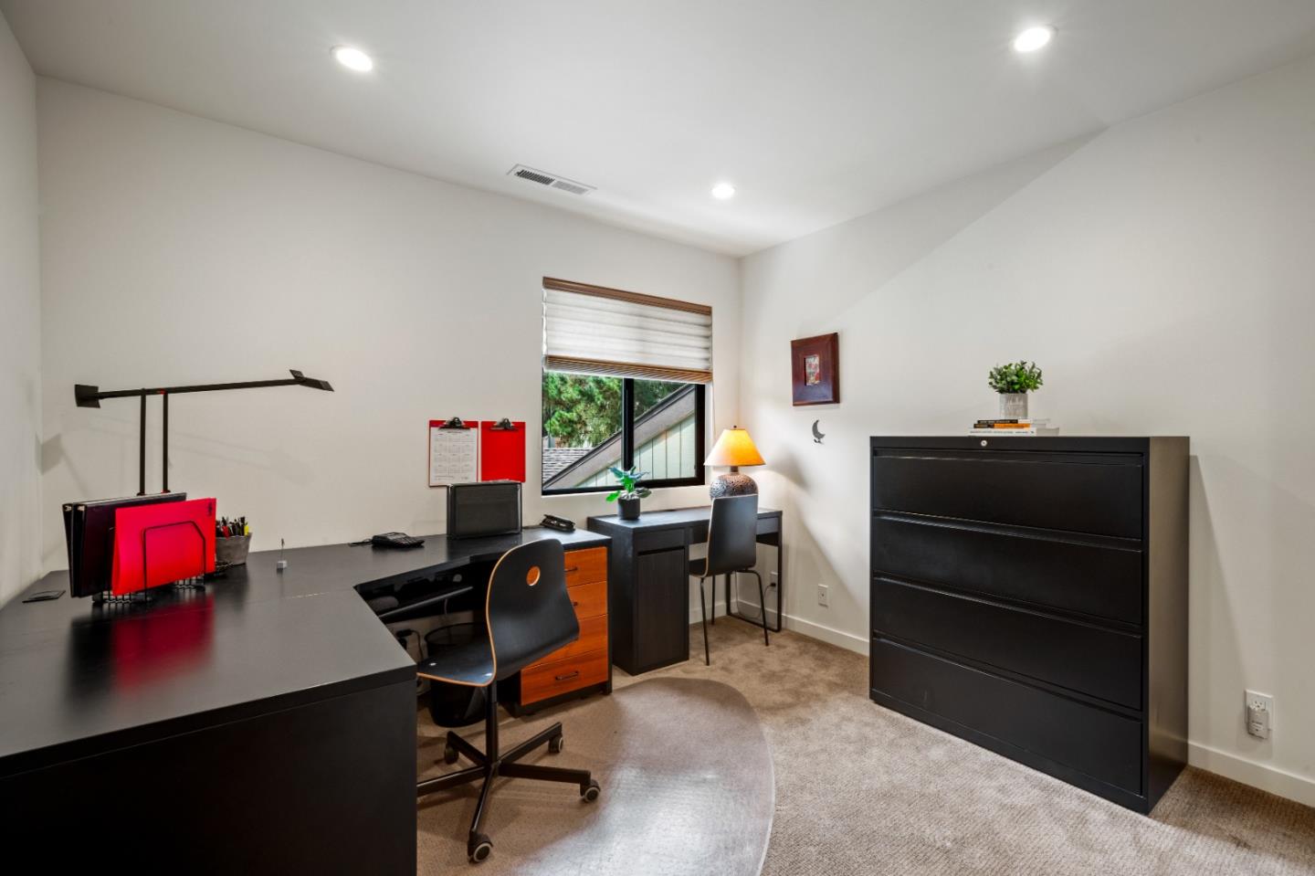 Detail Gallery Image 26 of 32 For 1103 Heather Ln, Pacific Grove,  CA 93950 - 3 Beds | 2/1 Baths