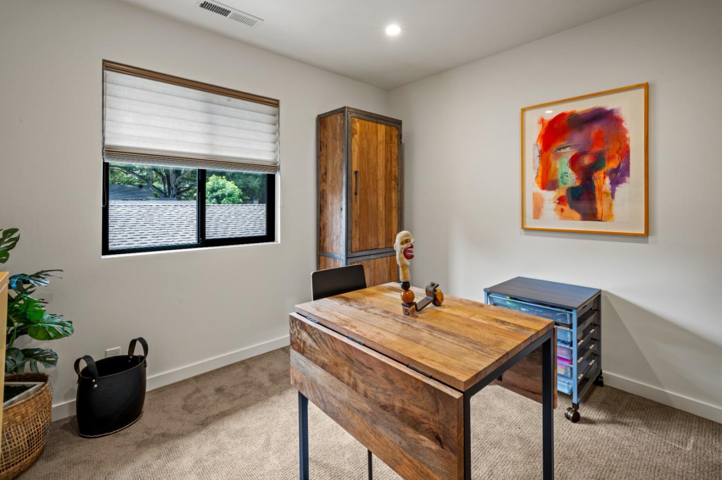 Detail Gallery Image 28 of 32 For 1103 Heather Ln, Pacific Grove,  CA 93950 - 3 Beds | 2/1 Baths