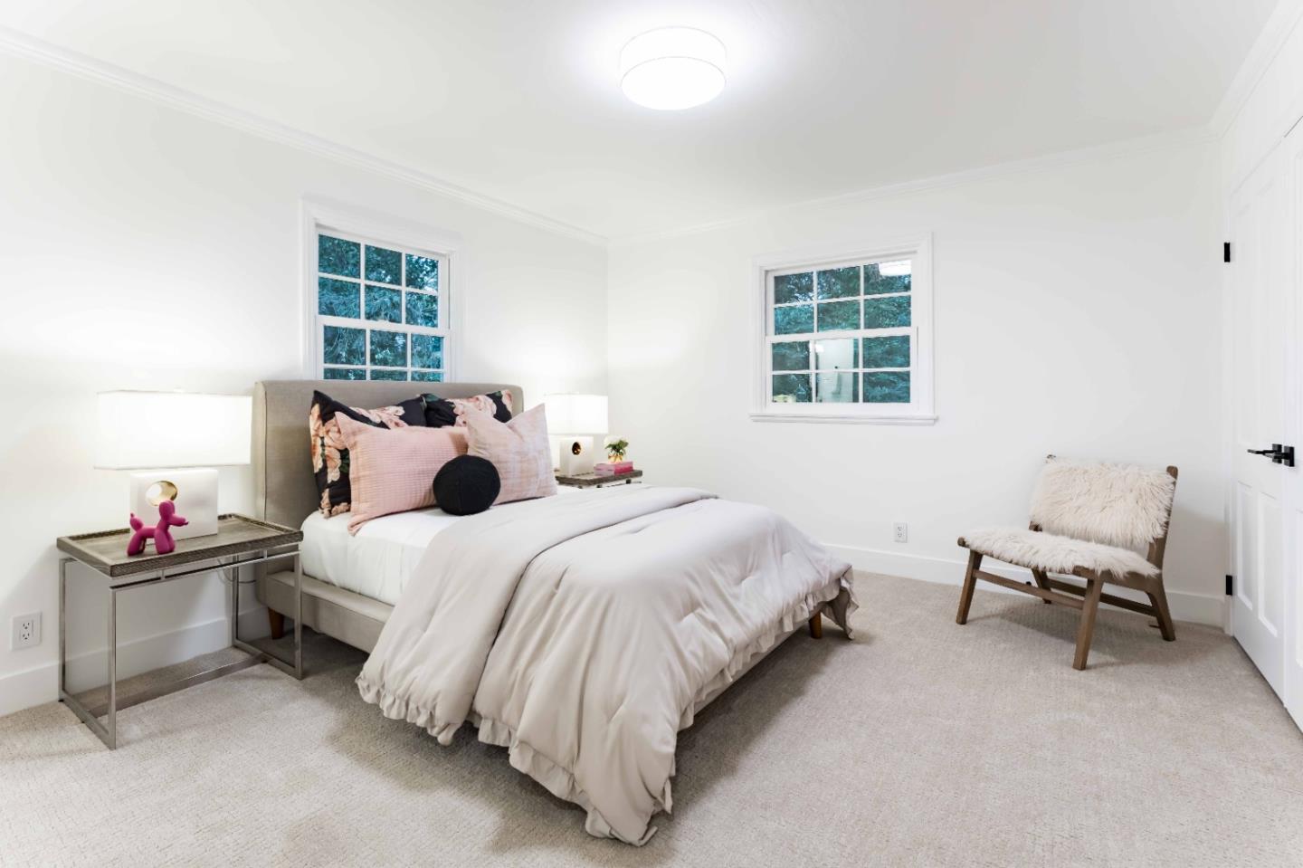 Detail Gallery Image 26 of 32 For 271 Stratford Pl, Los Altos,  CA 94022 - 5 Beds | 3/1 Baths