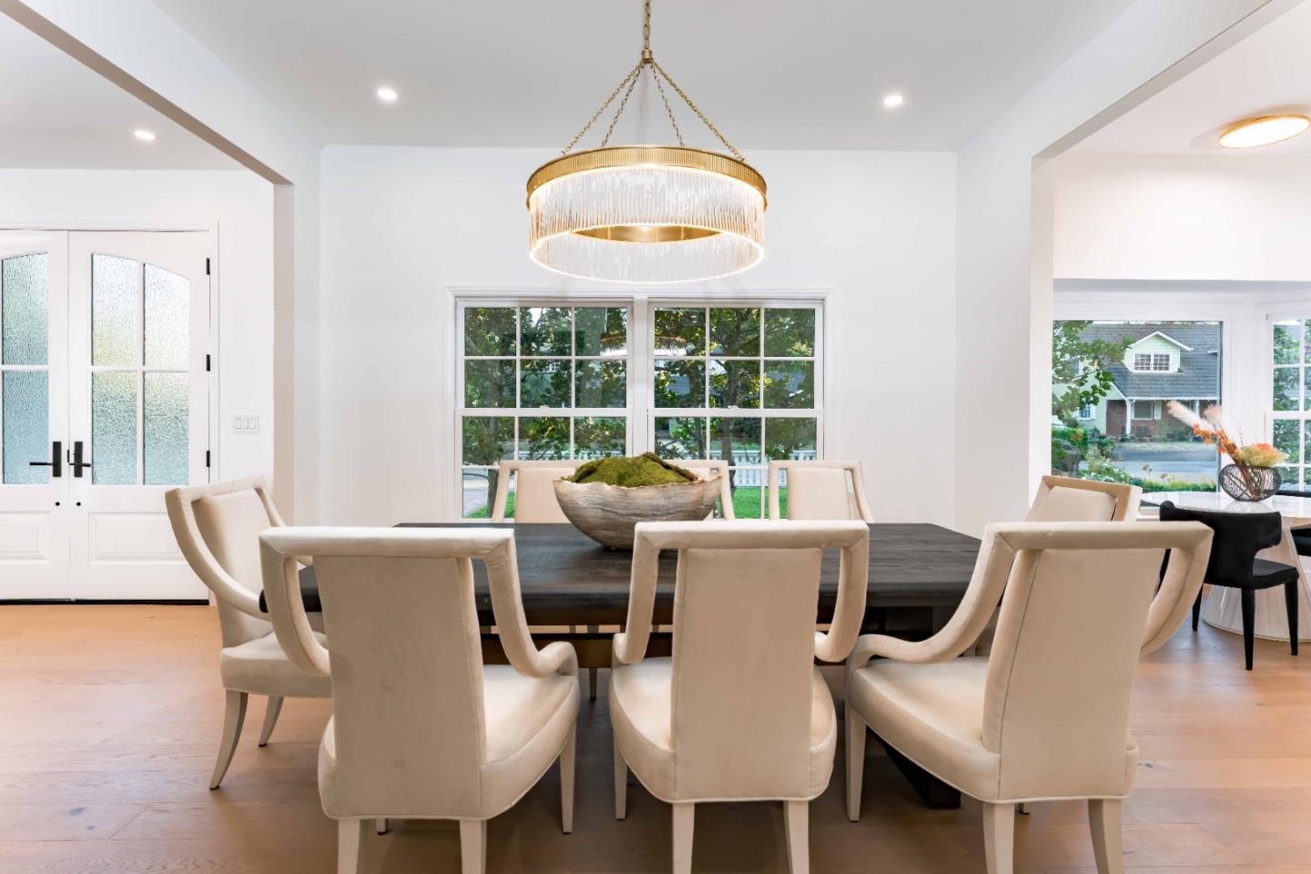 Detail Gallery Image 6 of 32 For 271 Stratford Pl, Los Altos,  CA 94022 - 5 Beds | 3/1 Baths