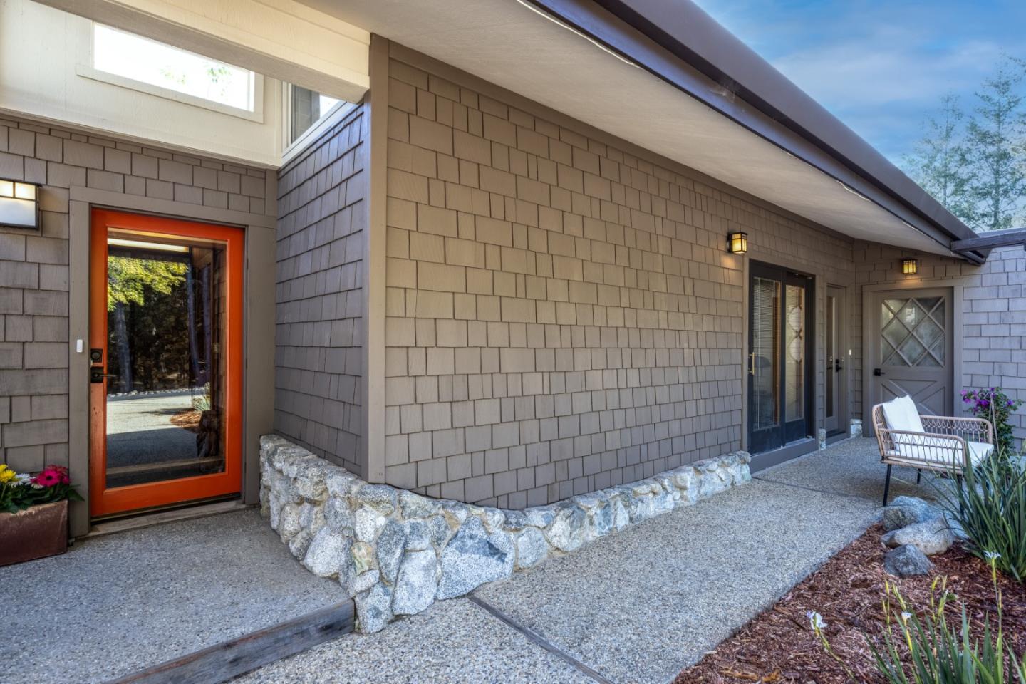 Detail Gallery Image 2 of 55 For 800 Rancho Prieta Rd, Los Gatos,  CA 95033 - 5 Beds | 3/2 Baths