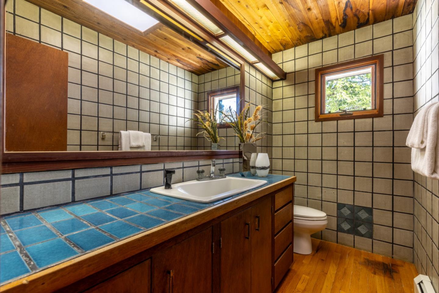 Detail Gallery Image 25 of 55 For 800 Rancho Prieta Rd, Los Gatos,  CA 95033 - 5 Beds | 3/2 Baths