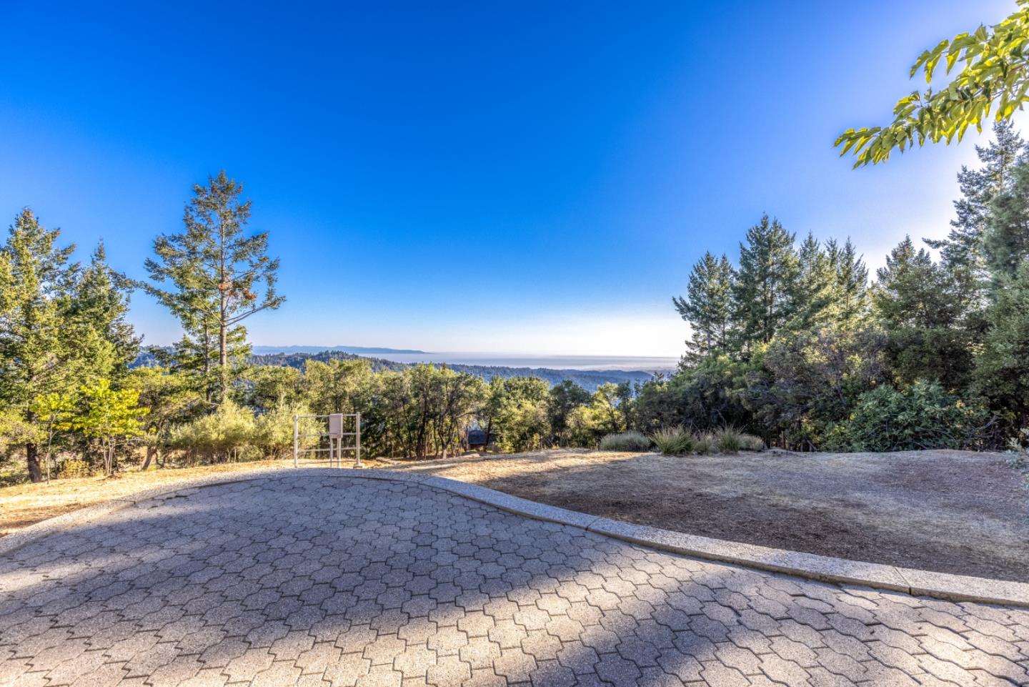 Detail Gallery Image 30 of 55 For 800 Rancho Prieta Rd, Los Gatos,  CA 95033 - 5 Beds | 3/2 Baths