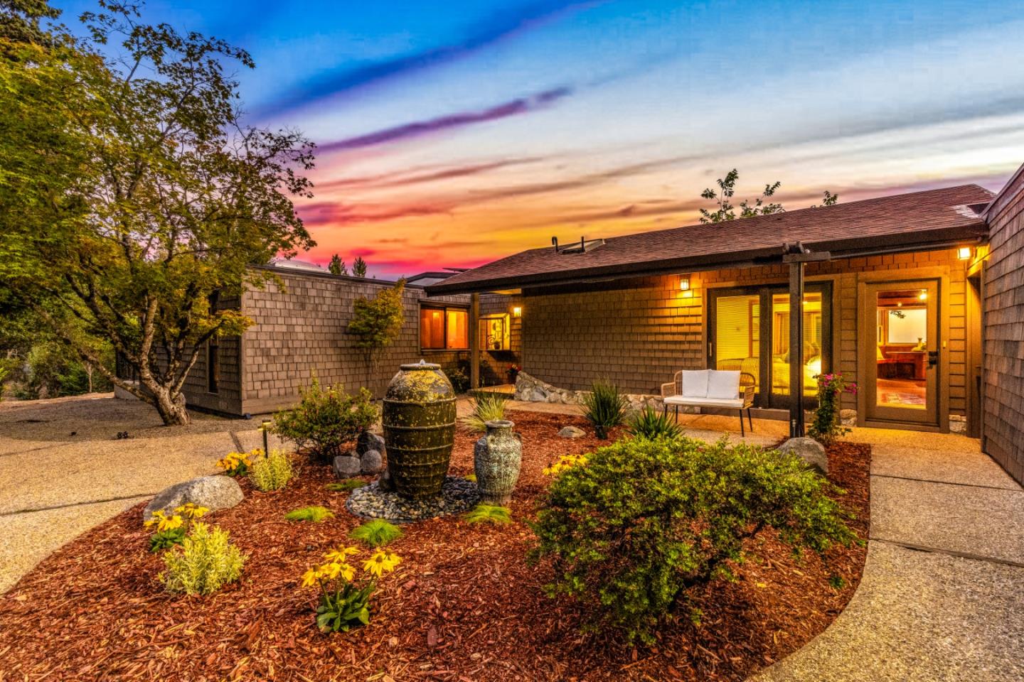 Detail Gallery Image 35 of 55 For 800 Rancho Prieta Rd, Los Gatos,  CA 95033 - 5 Beds | 3/2 Baths