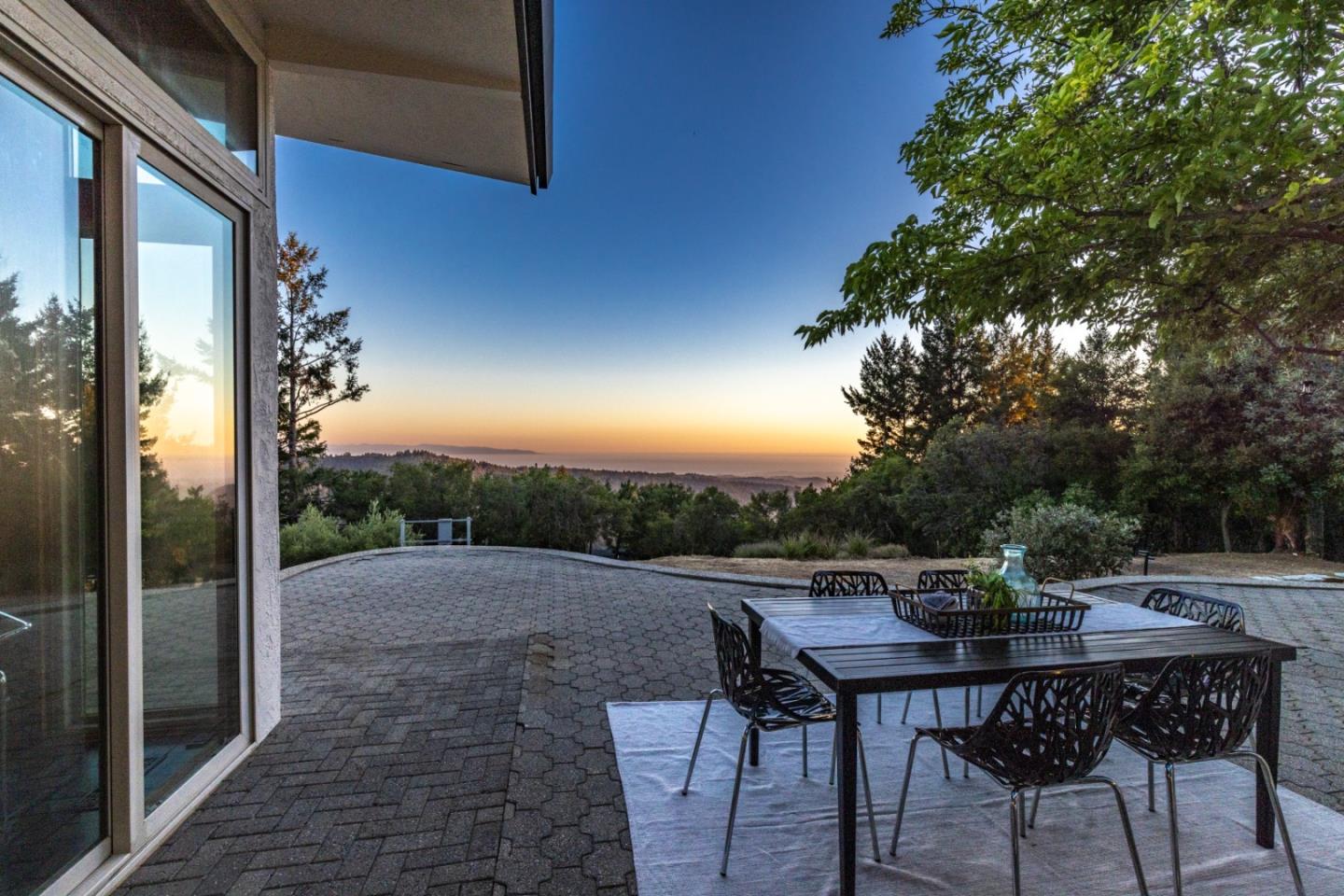 Detail Gallery Image 39 of 55 For 800 Rancho Prieta Rd, Los Gatos,  CA 95033 - 5 Beds | 3/2 Baths