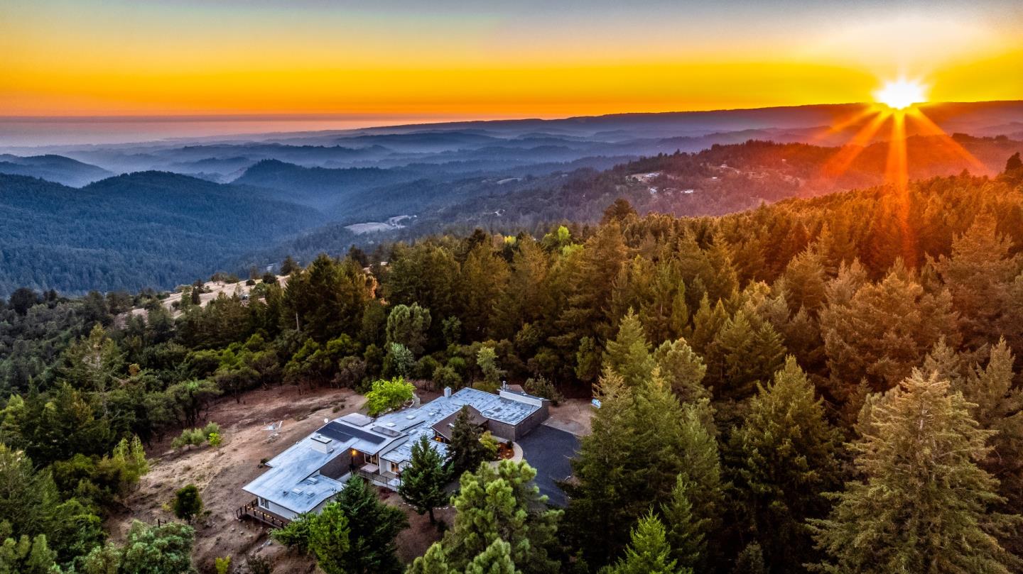 Detail Gallery Image 43 of 55 For 800 Rancho Prieta Rd, Los Gatos,  CA 95033 - 5 Beds | 3/2 Baths