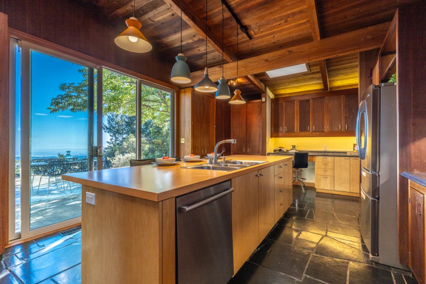 Detail Gallery Image 5 of 55 For 800 Rancho Prieta Rd, Los Gatos,  CA 95033 - 5 Beds | 3/2 Baths