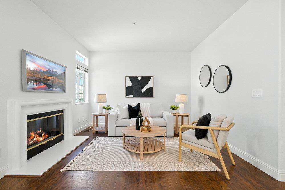 Detail Gallery Image 22 of 67 For 1151 La Rochelle Ter #G,  Sunnyvale,  CA 94089 - 3 Beds | 2/1 Baths