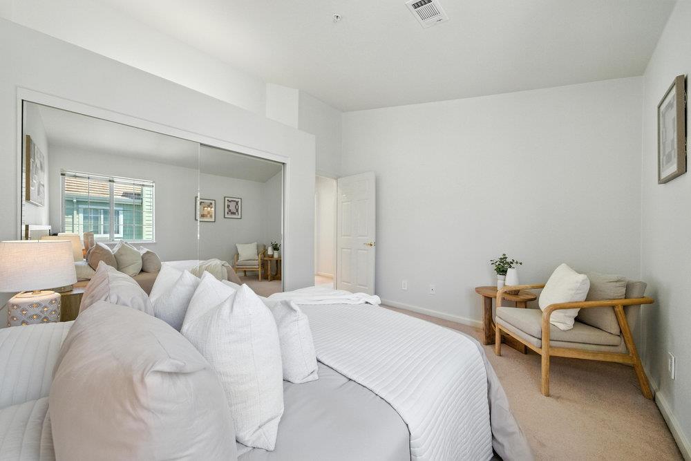 Detail Gallery Image 42 of 67 For 1151 La Rochelle Ter #G,  Sunnyvale,  CA 94089 - 3 Beds | 2/1 Baths