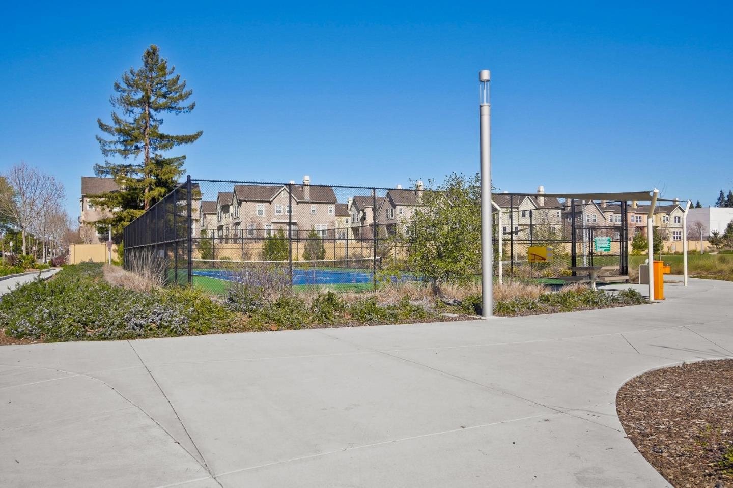 Detail Gallery Image 55 of 67 For 1151 La Rochelle Ter #G,  Sunnyvale,  CA 94089 - 3 Beds | 2/1 Baths