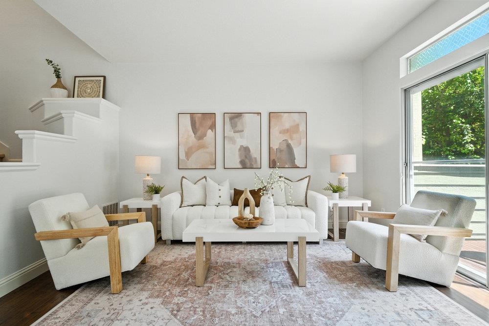 Detail Gallery Image 7 of 67 For 1151 La Rochelle Ter #G,  Sunnyvale,  CA 94089 - 3 Beds | 2/1 Baths