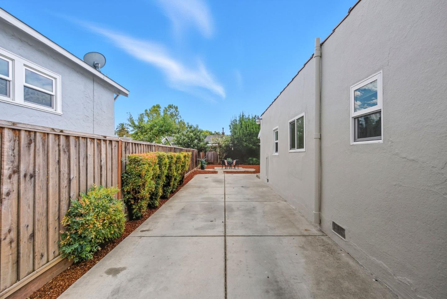 Detail Gallery Image 22 of 31 For 1493 Sanborn Ave, San Jose,  CA 95110 - 2 Beds | 1 Baths