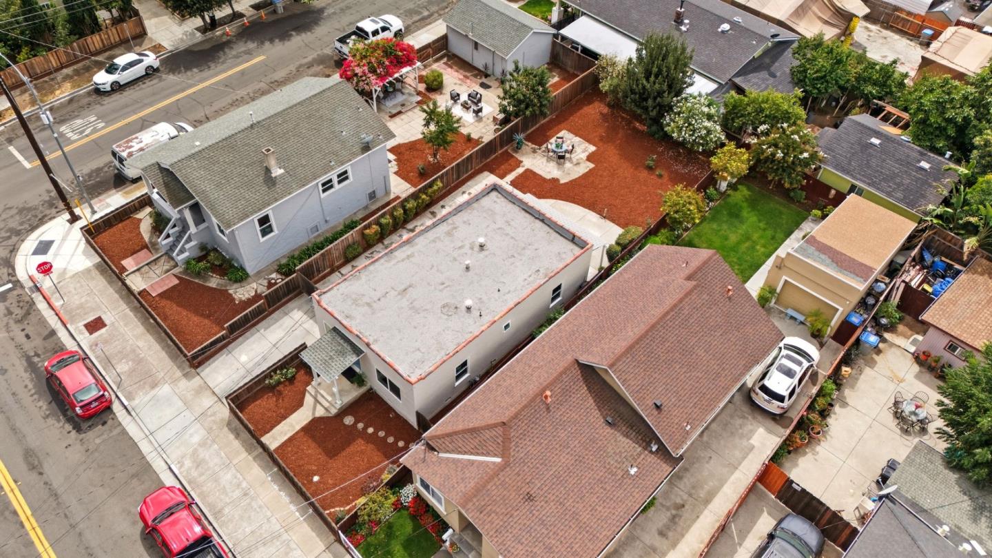 Detail Gallery Image 30 of 31 For 1493 Sanborn Ave, San Jose,  CA 95110 - 2 Beds | 1 Baths