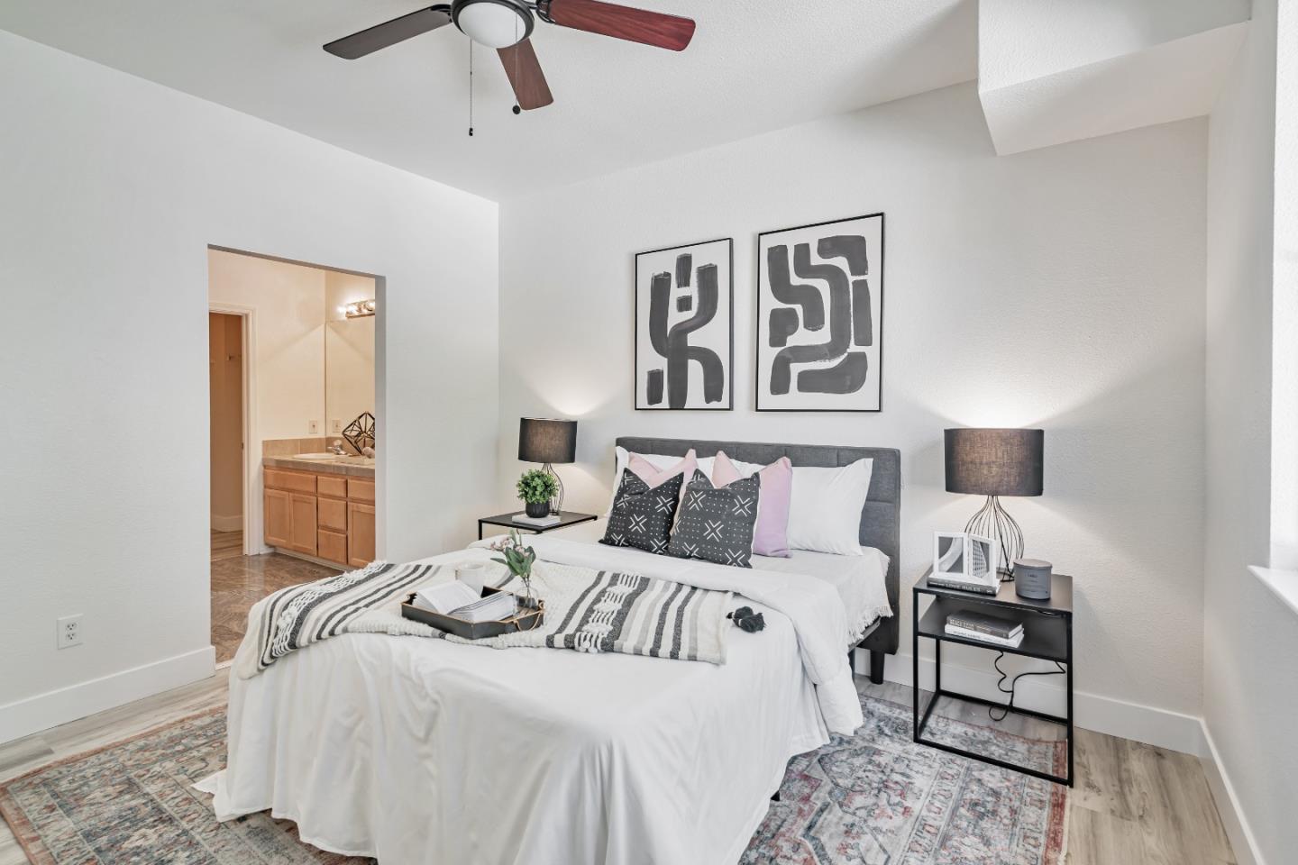 Detail Gallery Image 17 of 31 For 3697 Jasmine Cir, San Jose,  CA 95135 - 3 Beds | 2/1 Baths