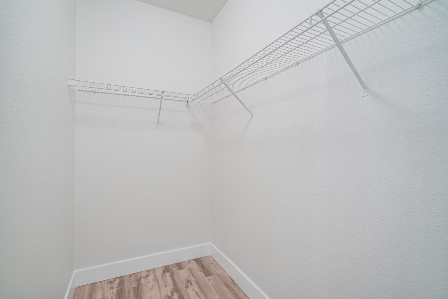 Detail Gallery Image 22 of 31 For 3697 Jasmine Cir, San Jose,  CA 95135 - 3 Beds | 2/1 Baths