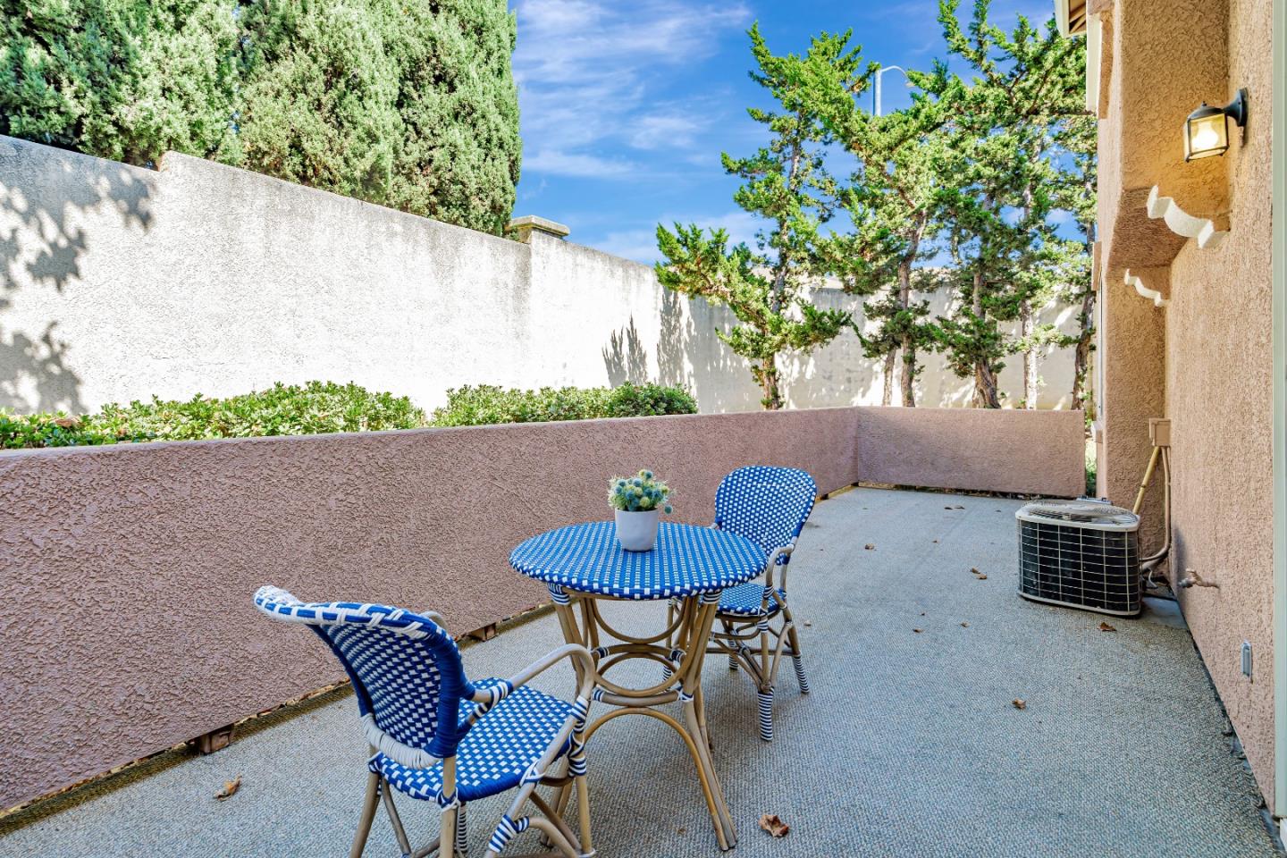 Detail Gallery Image 30 of 31 For 3697 Jasmine Cir, San Jose,  CA 95135 - 3 Beds | 2/1 Baths