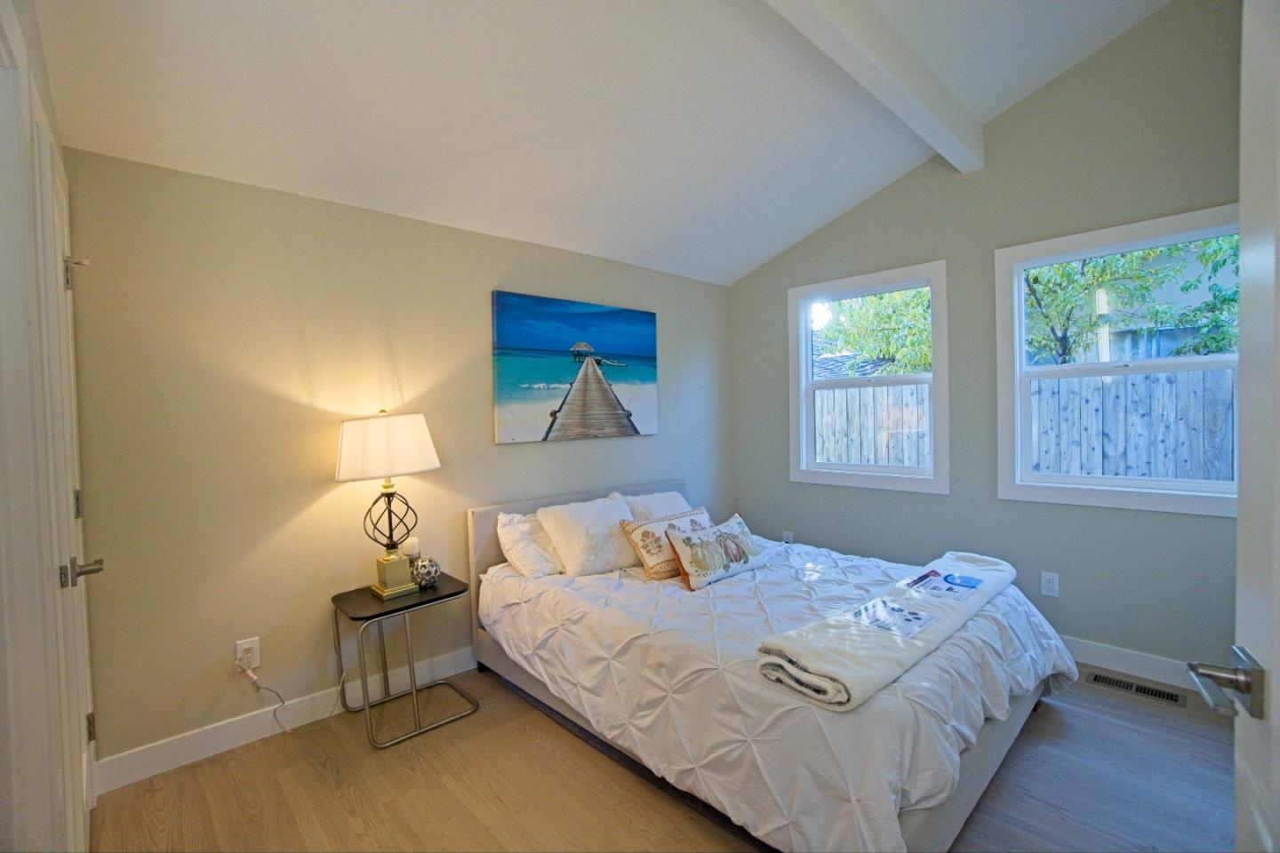 Detail Gallery Image 15 of 25 For 19251 Phil Ln, Cupertino,  CA 95014 - 3 Beds | 2 Baths