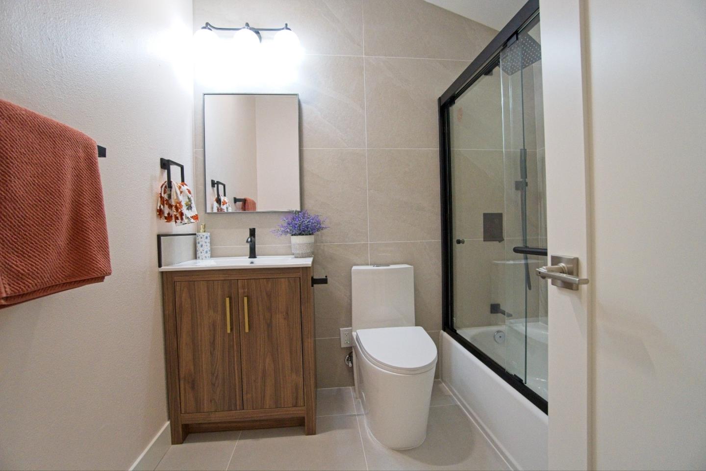 Detail Gallery Image 17 of 25 For 19251 Phil Ln, Cupertino,  CA 95014 - 3 Beds | 2 Baths