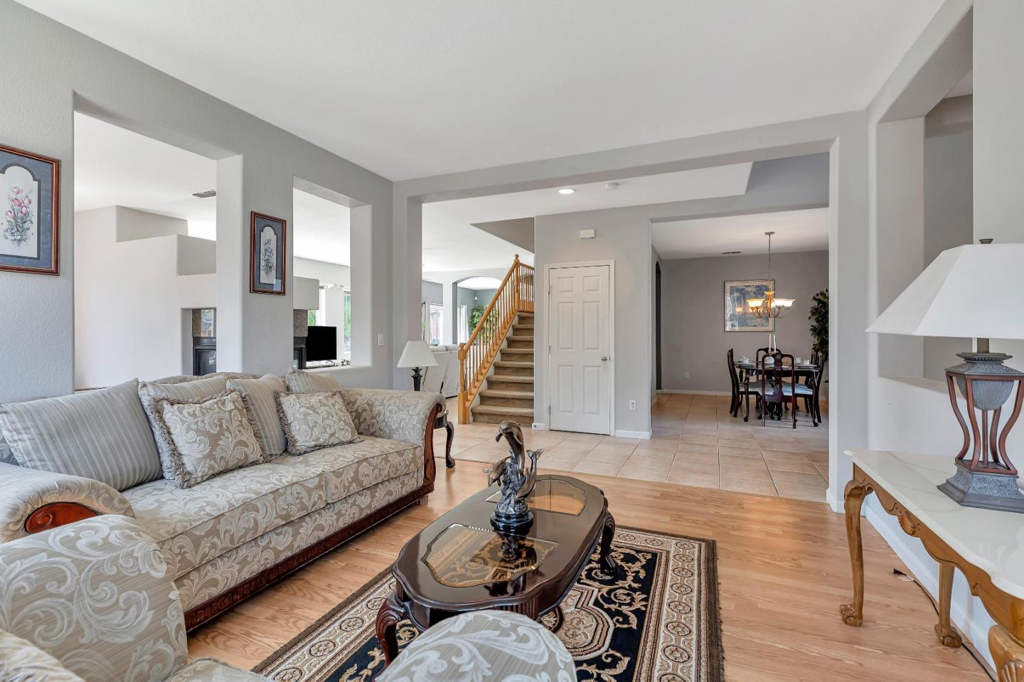 Detail Gallery Image 4 of 35 For 6457 Sonora Pass Way, Rocklin,  CA 95765 - 5 Beds | 3 Baths