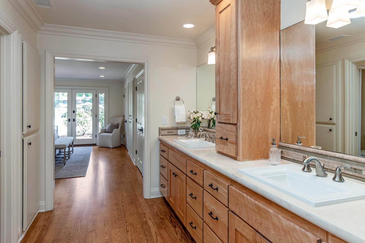Detail Gallery Image 18 of 48 For 10961 Kester Dr, Cupertino,  CA 95014 - 2 Beds | 2 Baths