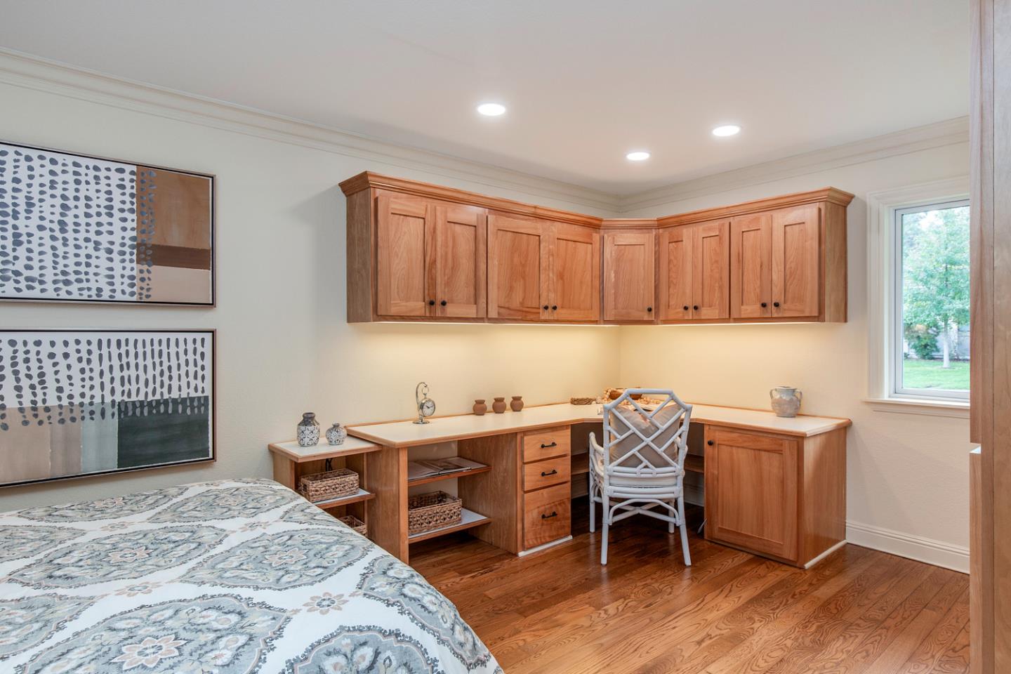 Detail Gallery Image 19 of 48 For 10961 Kester Dr, Cupertino,  CA 95014 - 2 Beds | 2 Baths