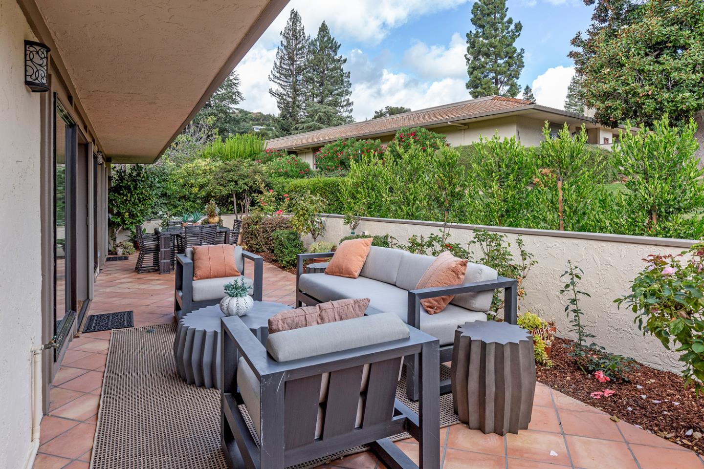 Detail Gallery Image 24 of 48 For 10961 Kester Dr, Cupertino,  CA 95014 - 2 Beds | 2 Baths