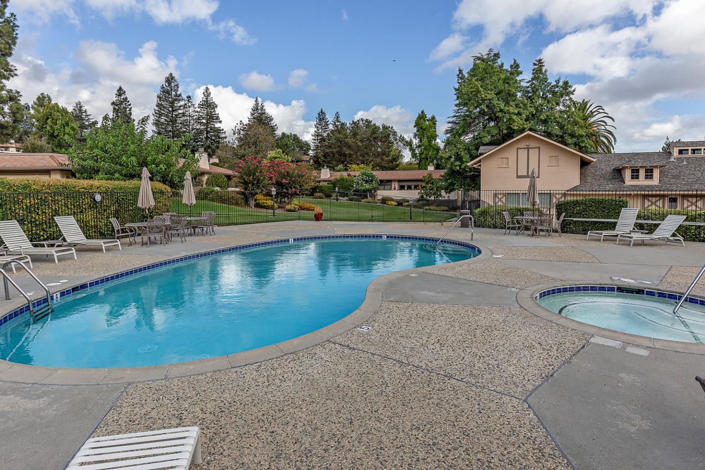 Detail Gallery Image 32 of 48 For 10961 Kester Dr, Cupertino,  CA 95014 - 2 Beds | 2 Baths