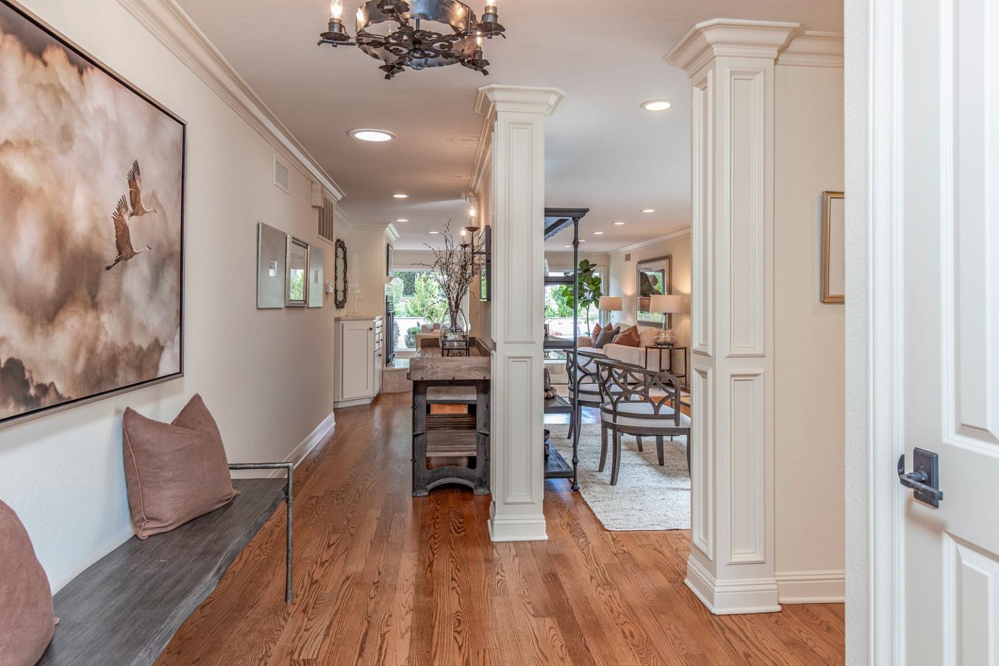 Detail Gallery Image 4 of 48 For 10961 Kester Dr, Cupertino,  CA 95014 - 2 Beds | 2 Baths