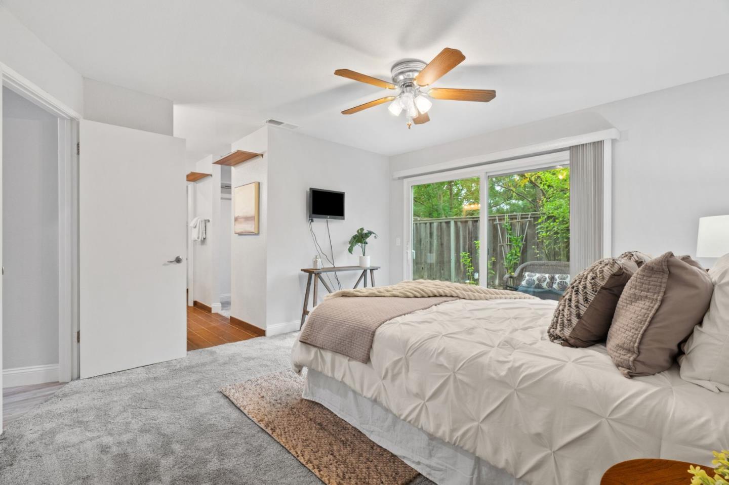 Detail Gallery Image 11 of 29 For 5555 Makati Cir, San Jose,  CA 95123 - 3 Beds | 2 Baths