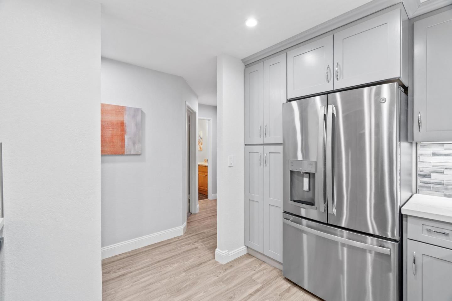 Detail Gallery Image 5 of 29 For 5555 Makati Cir, San Jose,  CA 95123 - 3 Beds | 2 Baths