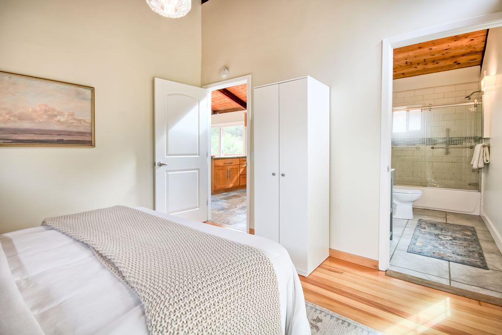 Detail Gallery Image 14 of 44 For 687 Calabasas Rd, Watsonville,  CA 95076 - 3 Beds | 2 Baths