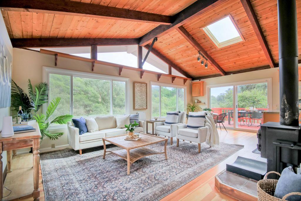 Detail Gallery Image 3 of 44 For 687 Calabasas Rd, Watsonville,  CA 95076 - 3 Beds | 2 Baths