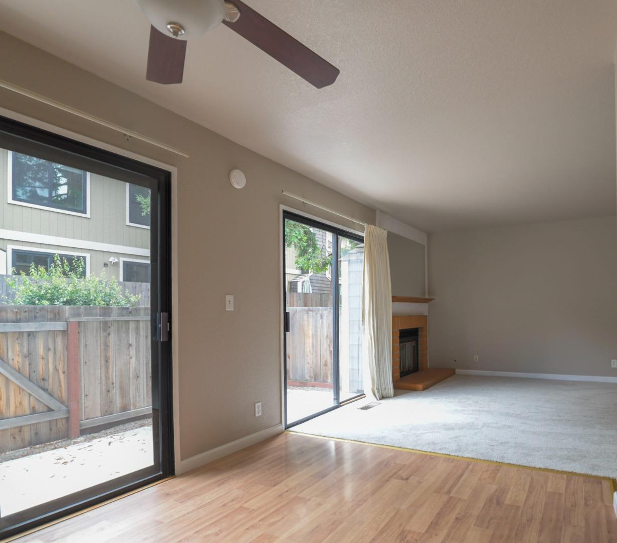 Detail Gallery Image 7 of 27 For 584 Valeri Ruth Ct, Santa Clara,  CA 95050 - 2 Beds | 2 Baths