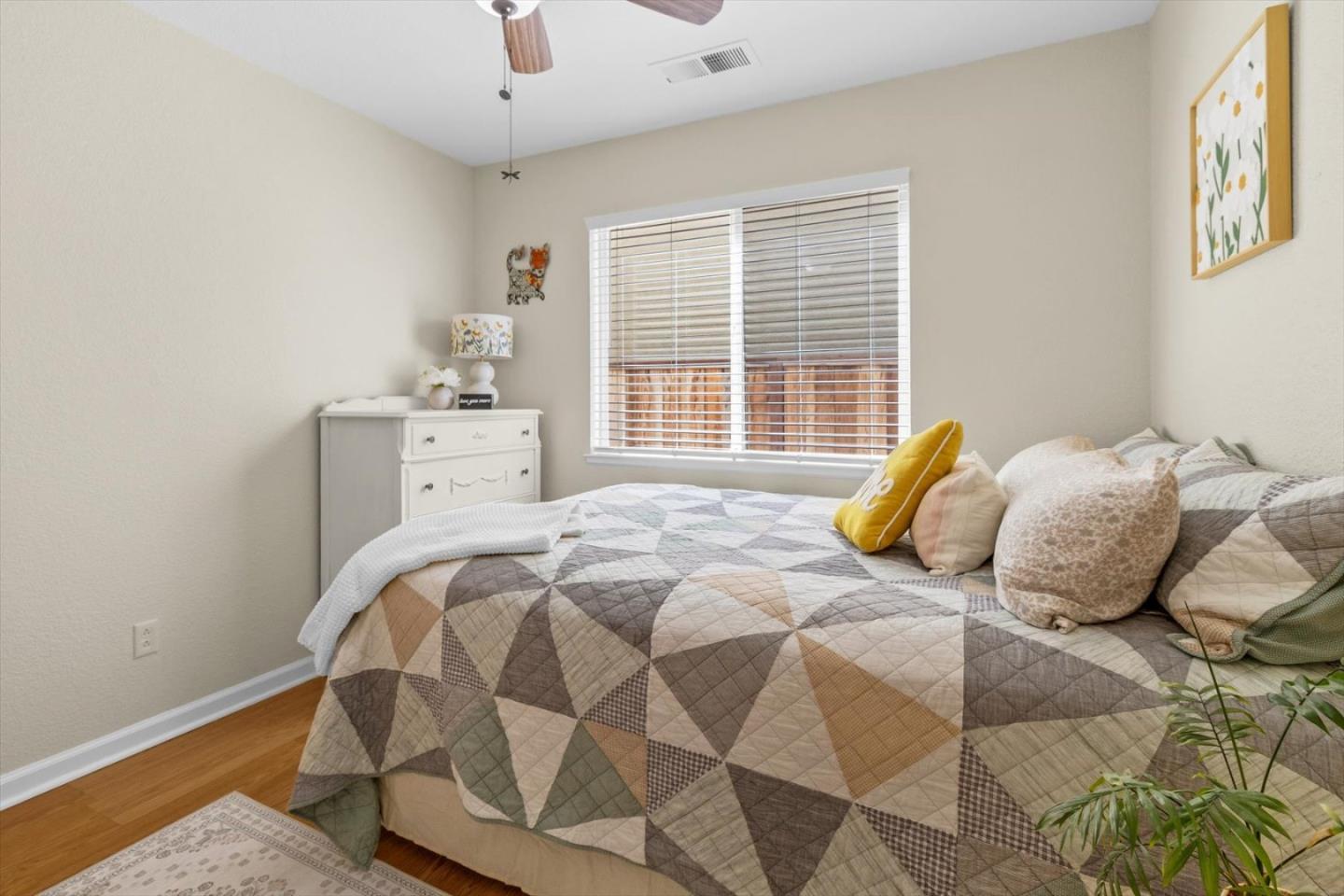 Detail Gallery Image 25 of 33 For 8 Bristol Cir, Salinas,  CA 93906 - 3 Beds | 2 Baths