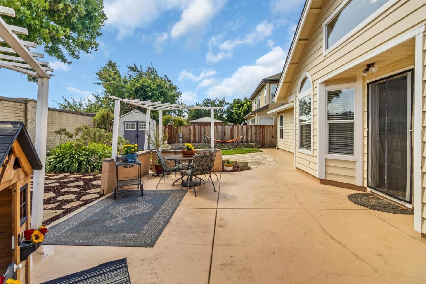 Detail Gallery Image 28 of 33 For 8 Bristol Cir, Salinas,  CA 93906 - 3 Beds | 2 Baths