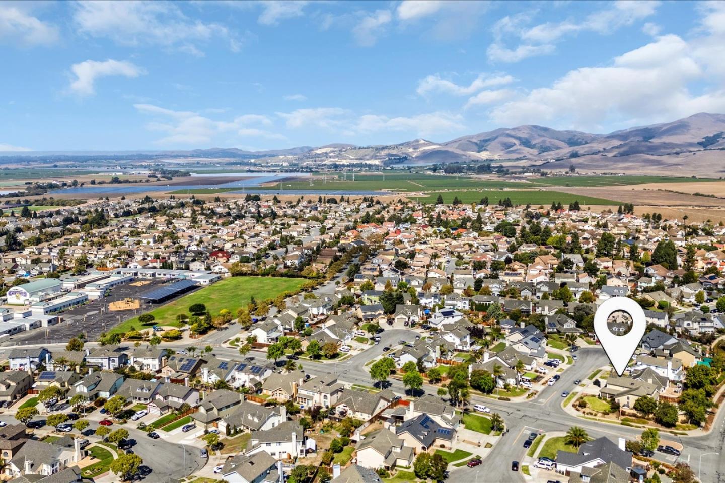 Detail Gallery Image 31 of 33 For 8 Bristol Cir, Salinas,  CA 93906 - 3 Beds | 2 Baths