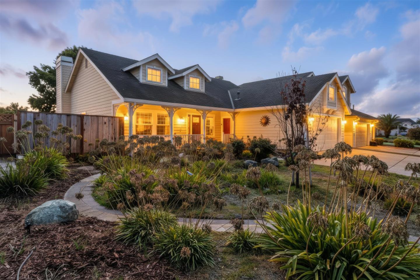 Detail Gallery Image 33 of 33 For 8 Bristol Cir, Salinas,  CA 93906 - 3 Beds | 2 Baths