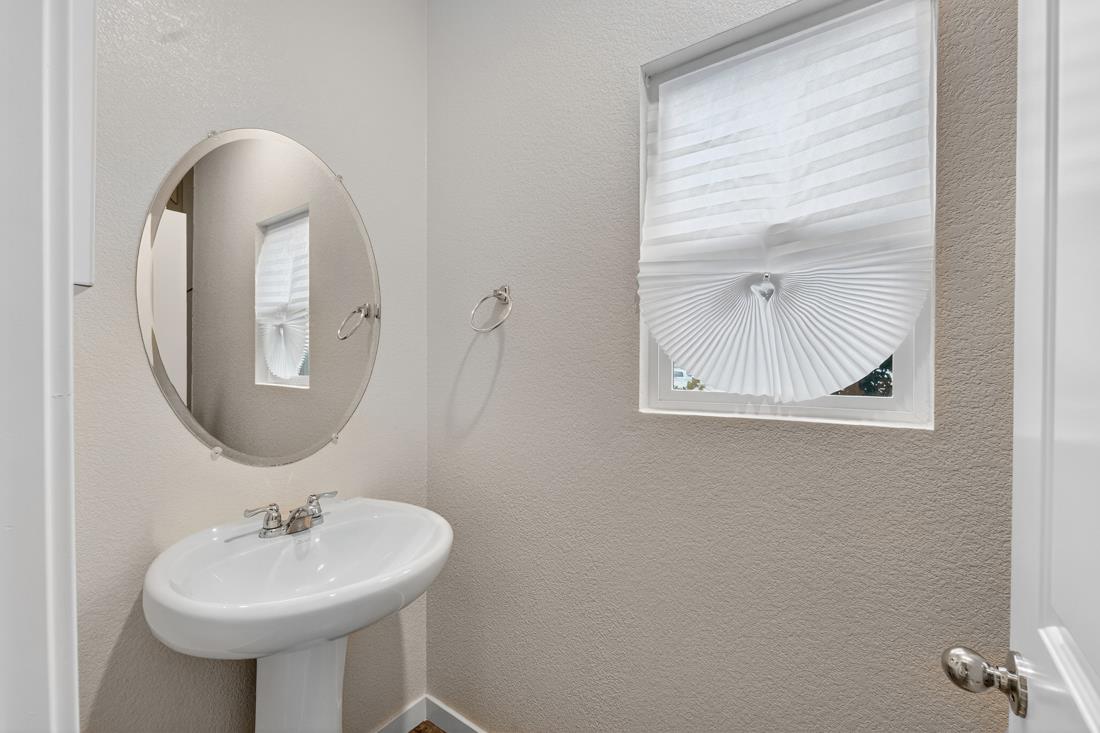 Detail Gallery Image 18 of 46 For 6707 Oakum Way, Stockton,  CA 95219 - 4 Beds | 2/1 Baths