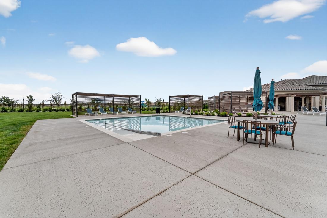 Detail Gallery Image 44 of 46 For 6707 Oakum Way, Stockton,  CA 95219 - 4 Beds | 2/1 Baths