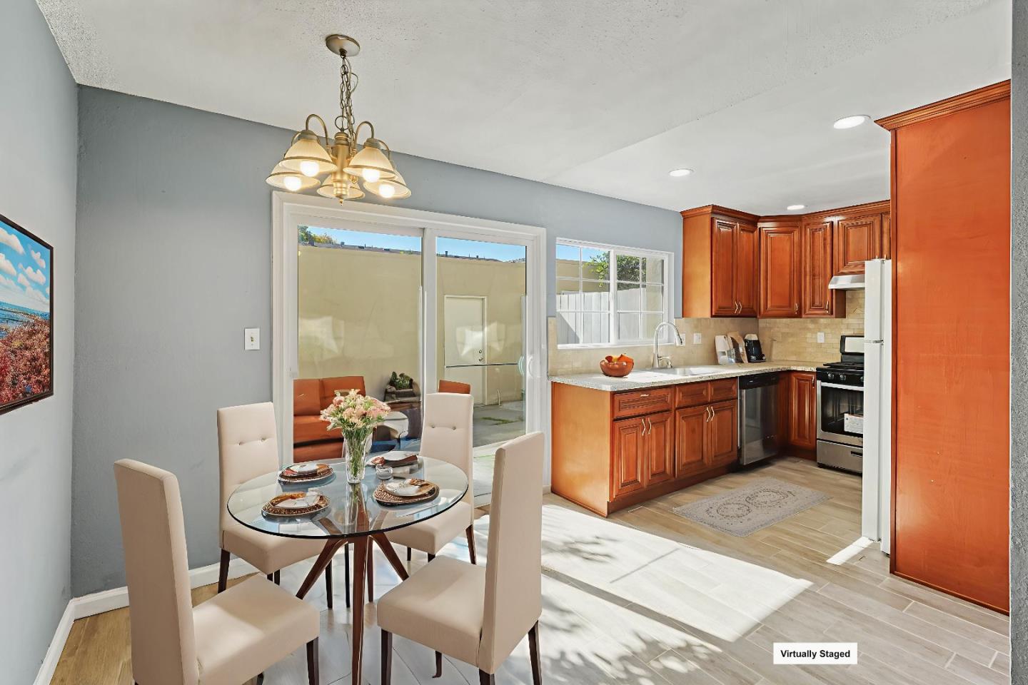 Detail Gallery Image 10 of 36 For 573 Bamboo Ct, San Jose,  CA 95111 - 3 Beds | 1/1 Baths