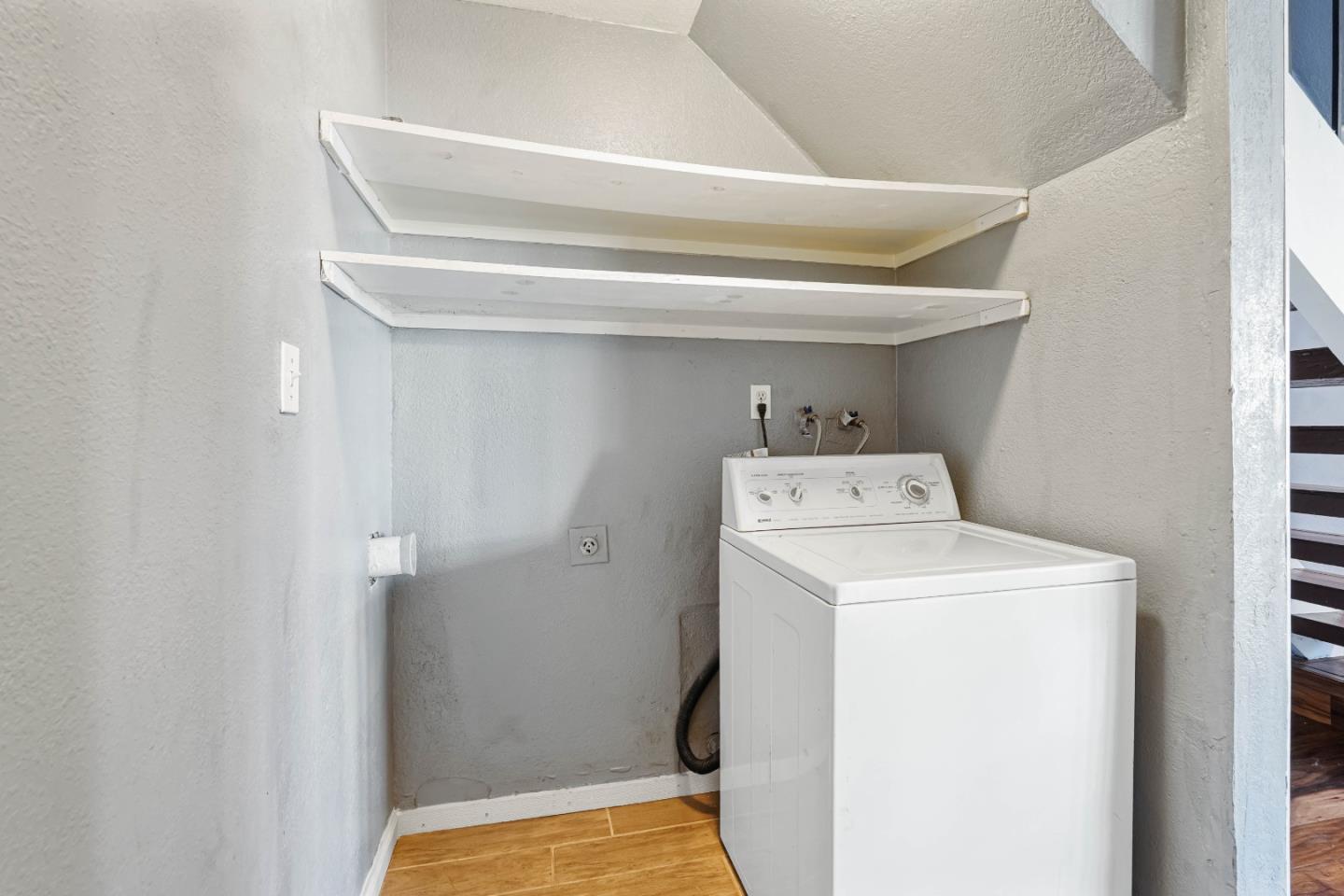 Detail Gallery Image 14 of 36 For 573 Bamboo Ct, San Jose,  CA 95111 - 3 Beds | 1/1 Baths