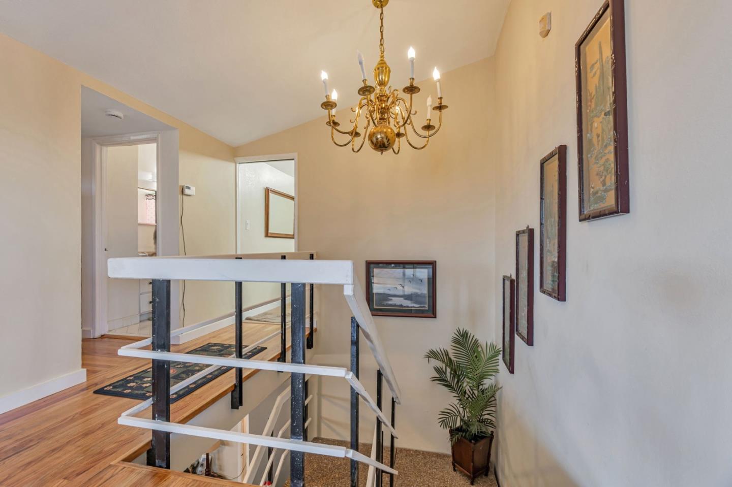 Detail Gallery Image 13 of 28 For 2410 Bantry Ln, South San Francisco,  CA 94080 - 3 Beds | 2 Baths