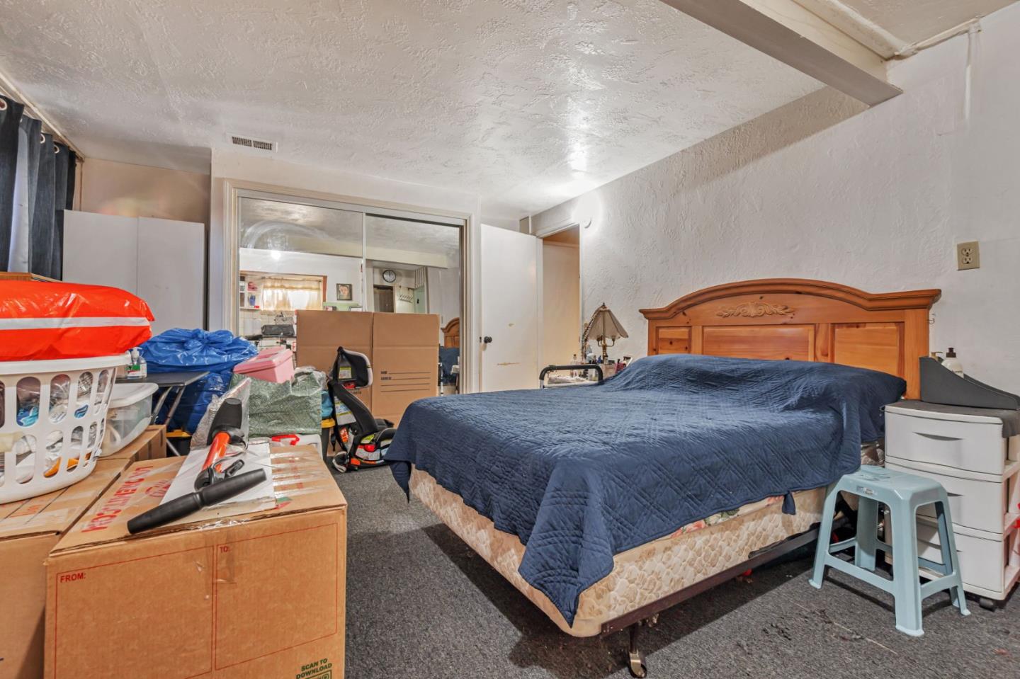 Detail Gallery Image 15 of 28 For 2410 Bantry Ln, South San Francisco,  CA 94080 - 3 Beds | 2 Baths