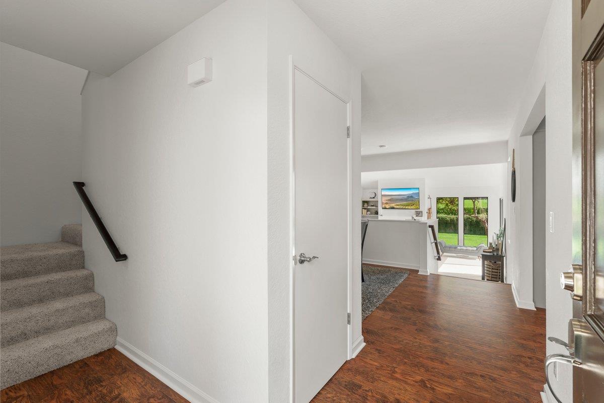 Detail Gallery Image 13 of 32 For 280 Joes Ln, Hollister,  CA 95023 - 2 Beds | 2/1 Baths