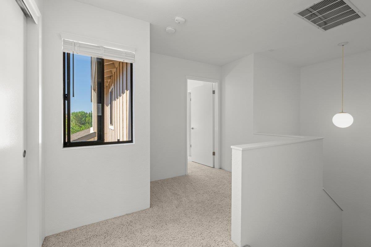 Detail Gallery Image 18 of 32 For 280 Joes Ln, Hollister,  CA 95023 - 2 Beds | 2/1 Baths