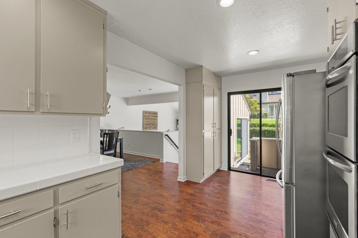Detail Gallery Image 5 of 32 For 280 Joes Ln, Hollister,  CA 95023 - 2 Beds | 2/1 Baths