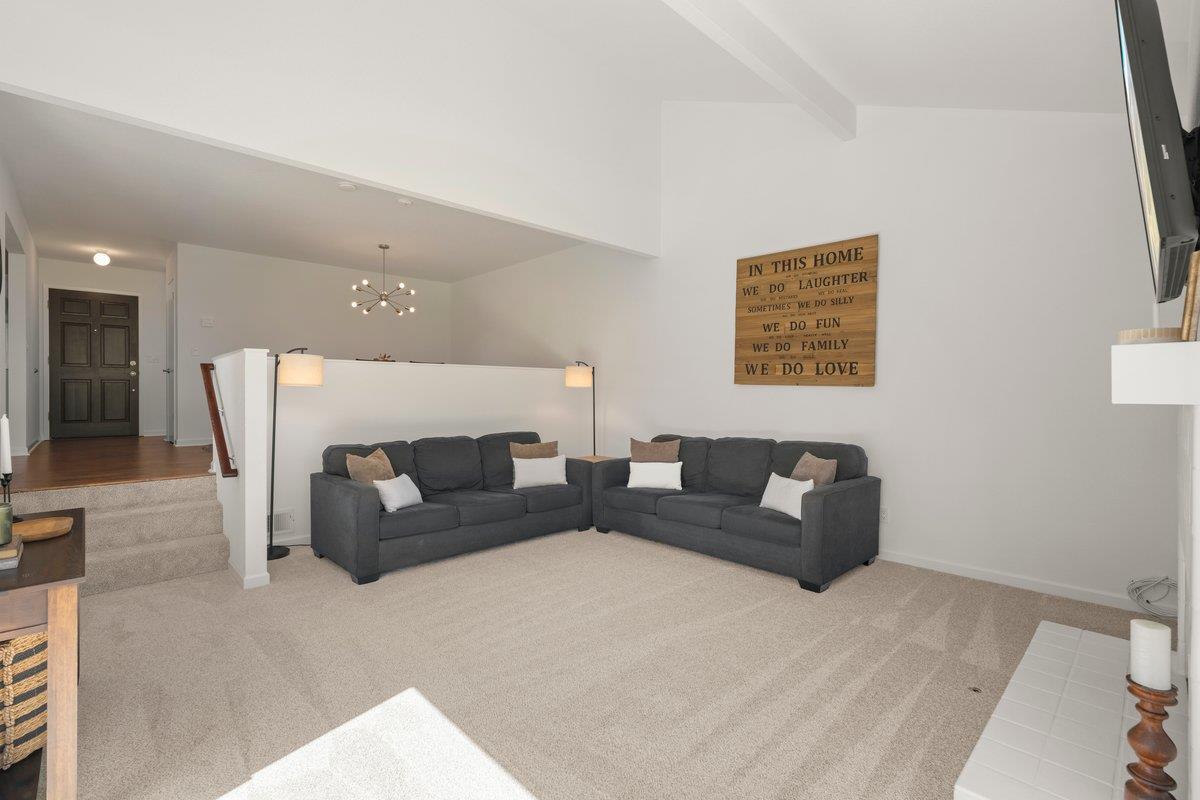 Detail Gallery Image 8 of 32 For 280 Joes Ln, Hollister,  CA 95023 - 2 Beds | 2/1 Baths