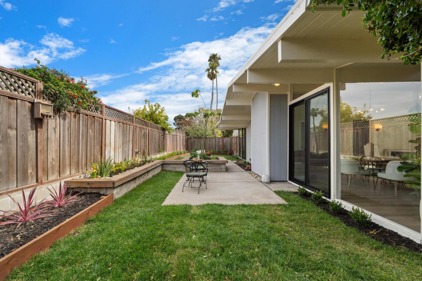 Detail Gallery Image 14 of 55 For 224 Loon Ct, Foster City,  CA 94404 - 4 Beds | 2 Baths