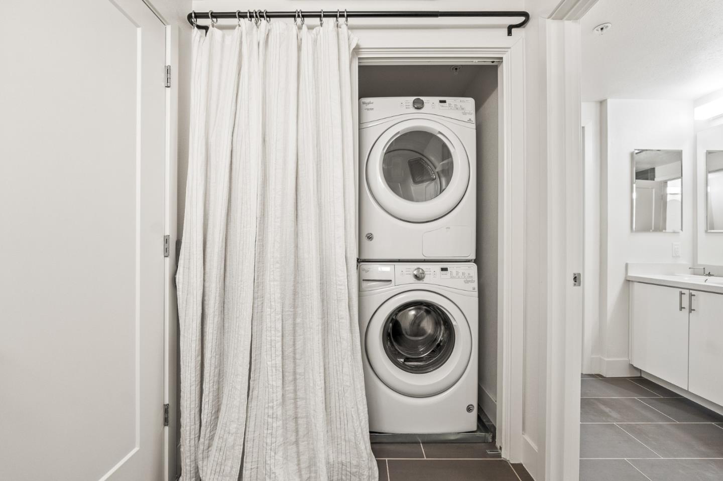 Detail Gallery Image 19 of 27 For 1000 Dewing Ave #204,  Lafayette,  CA 94549 - 1 Beds | 1/1 Baths