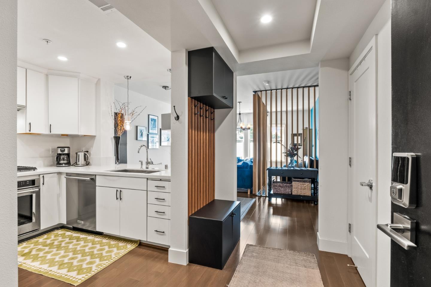 Detail Gallery Image 20 of 27 For 1000 Dewing Ave #204,  Lafayette,  CA 94549 - 1 Beds | 1/1 Baths